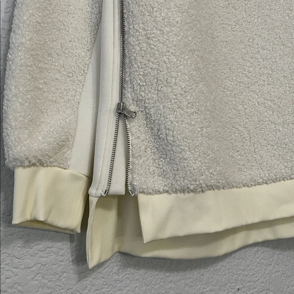 Varley Sherpa Teddy Oakden Sweater